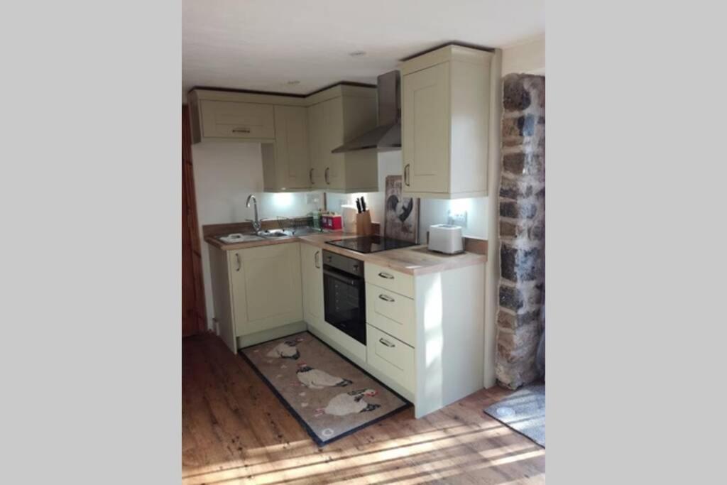 Farm Accommodation - The Lizard Peninsula, Cornwall Helston Exterior foto