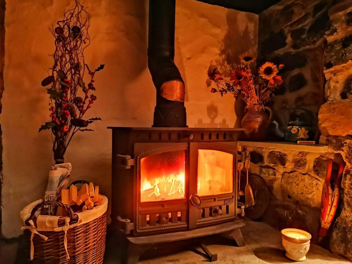 Farm Accommodation - The Lizard Peninsula, Cornwall Helston Exterior foto