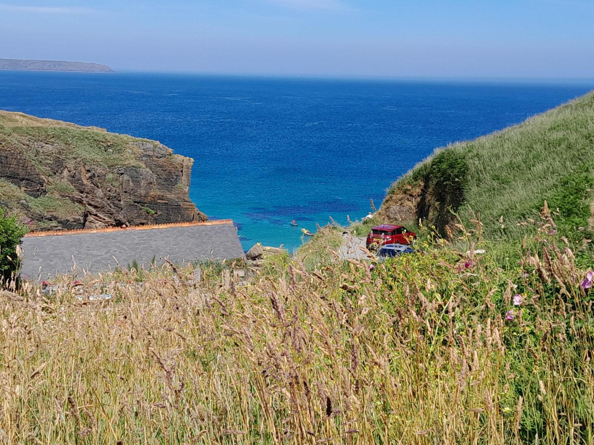 Farm Accommodation - The Lizard Peninsula, Cornwall Helston Exterior foto